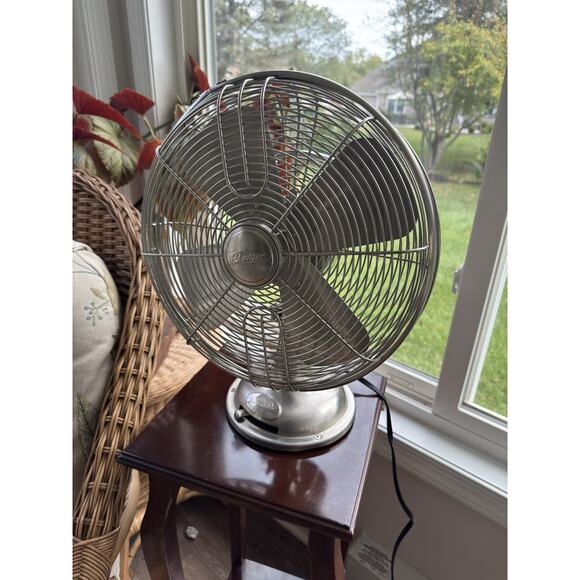 Hunter 90021 Chrome Metal Vintage Oscillating Fan 3 Speed - 4 Blades - Art Deco - Picture 1 of 16